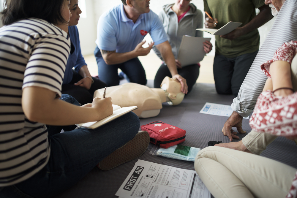Emergency First Aid at Work This course has been developed for those who are working with children and infants. It will be of particular interest to teachers, child minders, crèche assistants, playgroup personnel and anyone else who has a responsibility for their welfare whilst in your care. It is ideal for individuals who are responsible for children and infants, who wish to gain a nationally accredited Level 3 Award. This two-day course satisfies the guidelines and criteria as laid down by the Early Years Foundation Stage (EYFS) and Ofsted. In order to obtain this qualification, you must attend both days and complete the two units of accreditation.